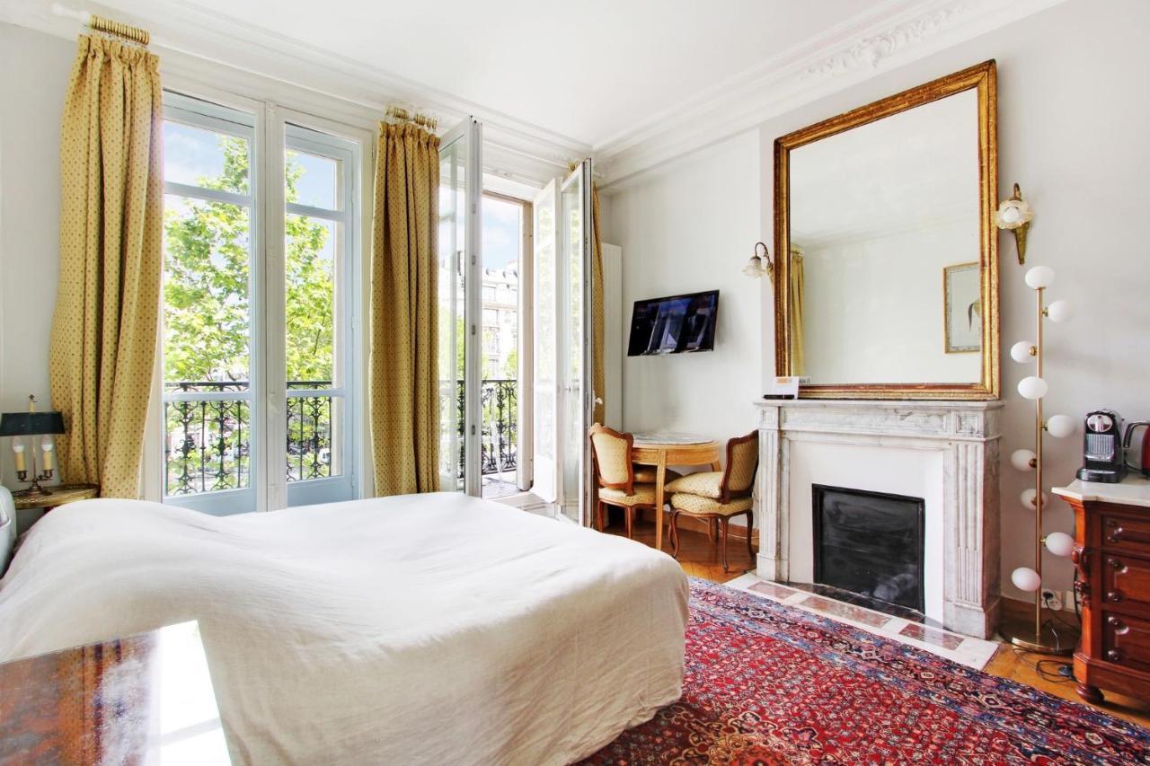 Suite Junior Avec Balcon Et Vue Sur Arc De Triomphe パリ エクステリア 写真