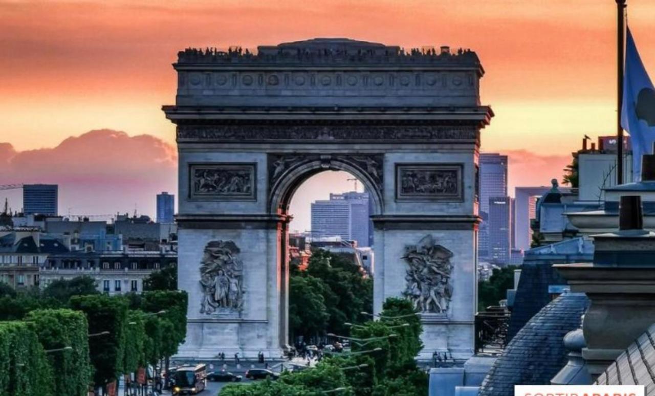 Suite Junior Avec Balcon Et Vue Sur Arc De Triomphe パリ エクステリア 写真